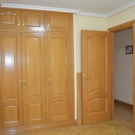 アパート Acogedor Piso Con Vistas En サダ